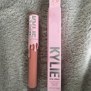 Kylie Cosmetics Liquid Matte Lipstick BARE